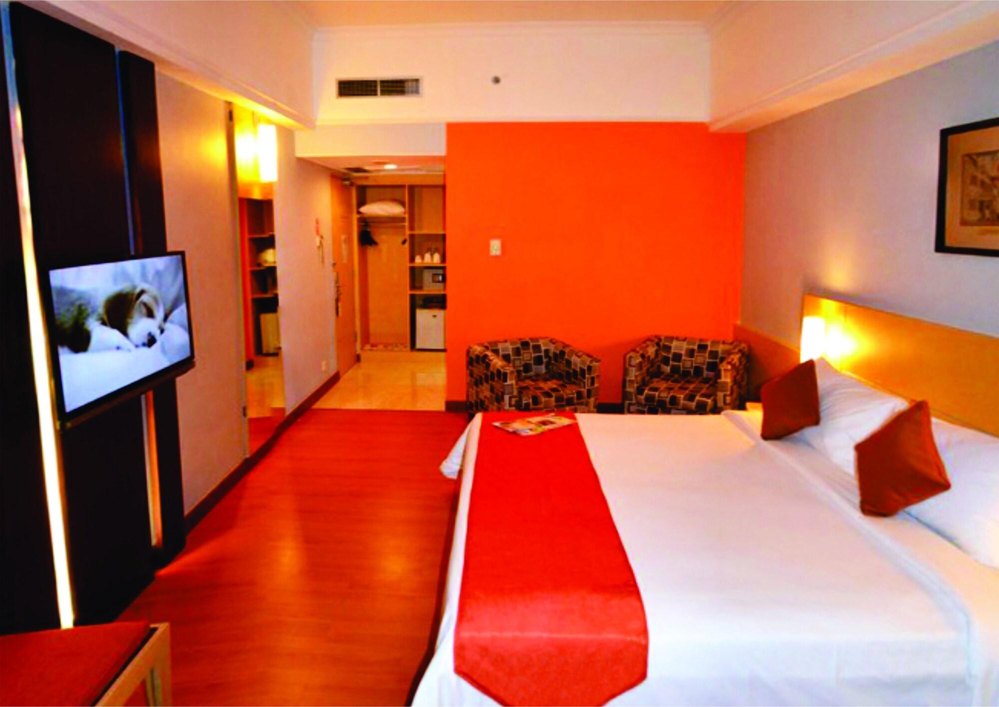 Arcadia Surabaya Hotel ภายนอก รูปภาพ