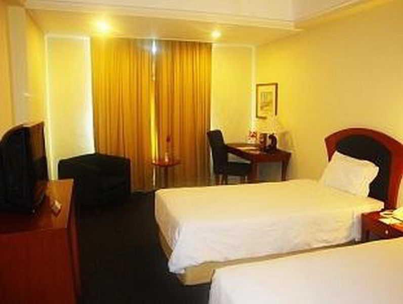 Arcadia Surabaya Hotel ภายนอก รูปภาพ