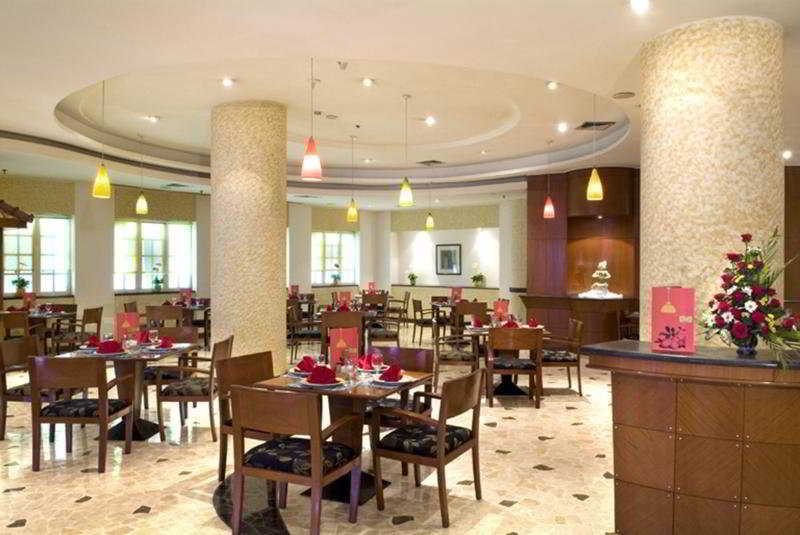 Arcadia Surabaya Hotel ภายนอก รูปภาพ