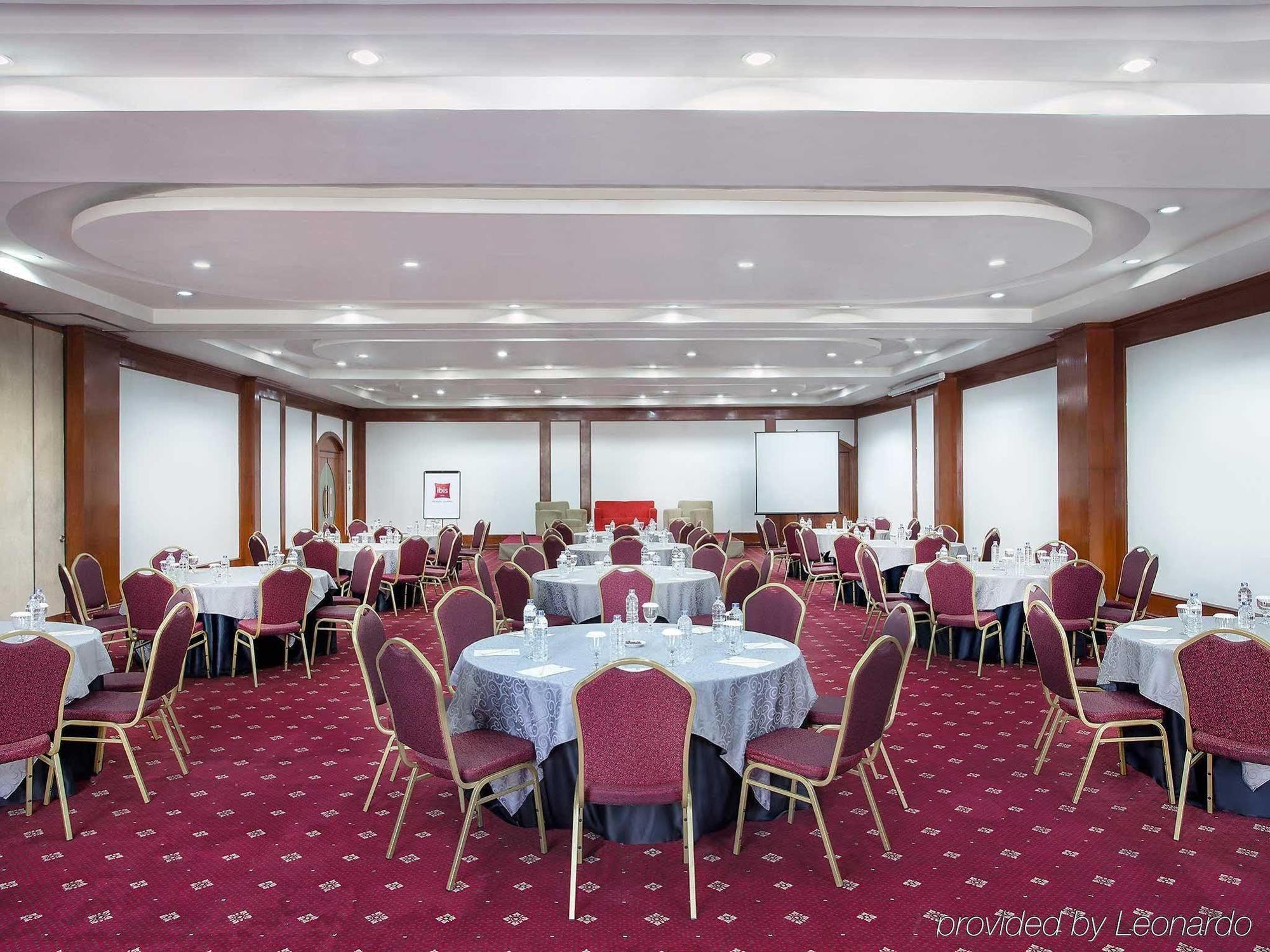 Arcadia Surabaya Hotel ภายนอก รูปภาพ